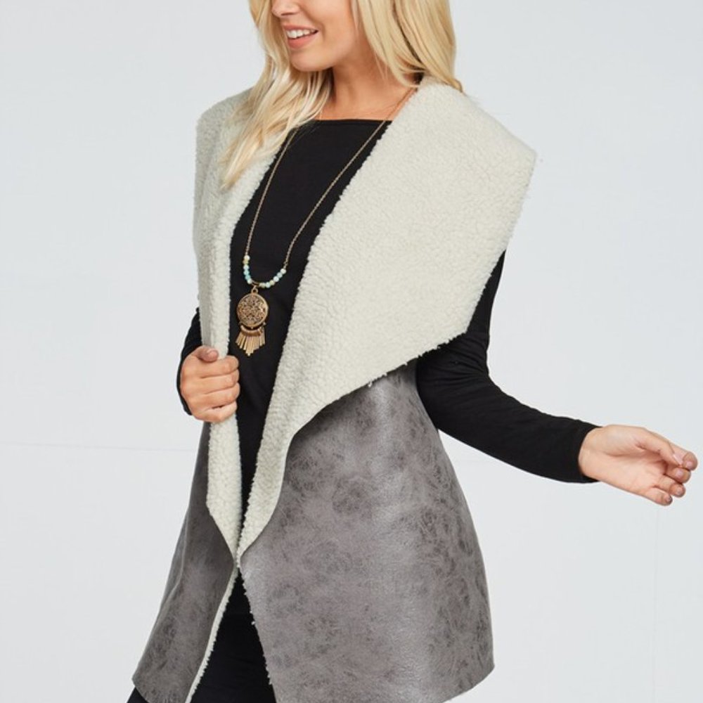 Vest - Picture 3 of 4
